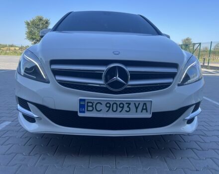 Белый Мерседес 250, объемом двигателя 0 л и пробегом 115 тыс. км за 9602 $, фото 10 на Automoto.ua