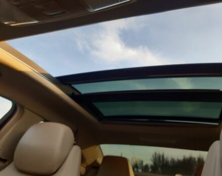 Белый Мерседес 250, объемом двигателя 1.8 л и пробегом 140 тыс. км за 14000 $, фото 21 на Automoto.ua