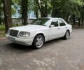 Белый Мерседес 250, объемом двигателя 2.5 л и пробегом 420 тыс. км за 6000 $, фото 1 на Automoto.ua
