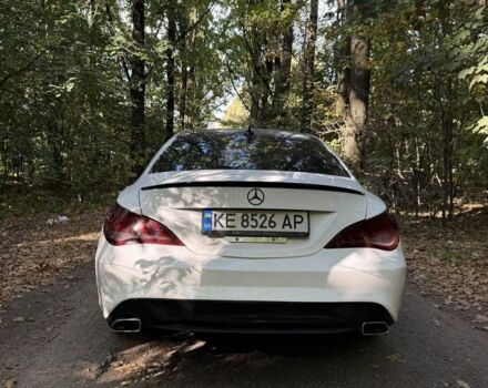 Білий Мерседес 250, об'ємом двигуна 2 л та пробігом 236 тис. км за 13999 $, фото 5 на Automoto.ua