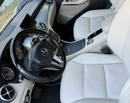 Білий Мерседес 250, об'ємом двигуна 2 л та пробігом 236 тис. км за 13999 $, фото 11 на Automoto.ua