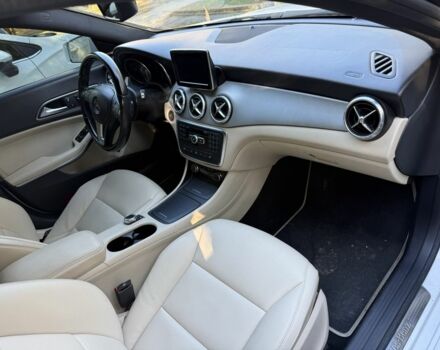 Білий Мерседес 250, об'ємом двигуна 2 л та пробігом 236 тис. км за 13999 $, фото 15 на Automoto.ua