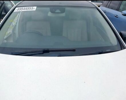 Белый Мерседес 250, объемом двигателя 2.2 л и пробегом 100 тыс. км за 5500 $, фото 9 на Automoto.ua