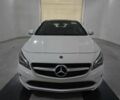 Белый Мерседес 250, объемом двигателя 2 л и пробегом 121 тыс. км за 19000 $, фото 1 на Automoto.ua