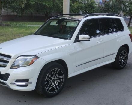 Белый Мерседес 250, объемом двигателя 2.1 л и пробегом 138 тыс. км за 15500 $, фото 2 на Automoto.ua