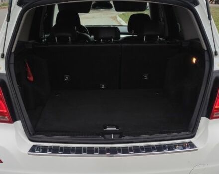 Белый Мерседес 250, объемом двигателя 2.1 л и пробегом 138 тыс. км за 15500 $, фото 20 на Automoto.ua