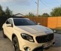 Белый Мерседес 250, объемом двигателя 2 л и пробегом 28 тыс. км за 24900 $, фото 1 на Automoto.ua