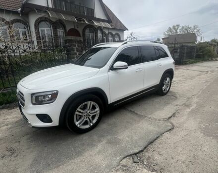 Білий Мерседес 250, об'ємом двигуна 2 л та пробігом 100 тис. км за 32000 $, фото 1 на Automoto.ua