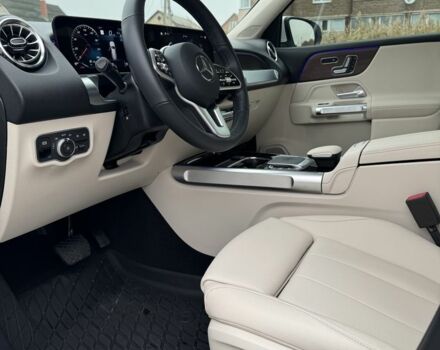 Белый Мерседес 250, объемом двигателя 2 л и пробегом 36 тыс. км за 49000 $, фото 21 на Automoto.ua