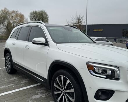 Белый Мерседес 250, объемом двигателя 2 л и пробегом 36 тыс. км за 49000 $, фото 8 на Automoto.ua