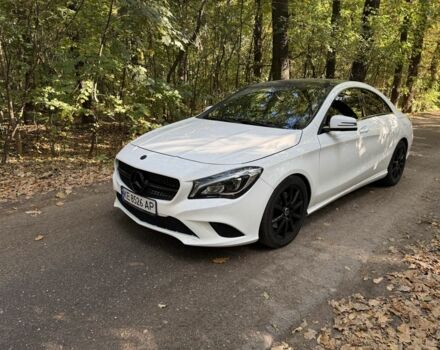 Белый Мерседес 250, объемом двигателя 2 л и пробегом 236 тыс. км за 13999 $, фото 1 на Automoto.ua