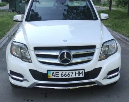 Білий Мерседес 250, об'ємом двигуна 2.1 л та пробігом 138 тис. км за 16000 $, фото 1 на Automoto.ua