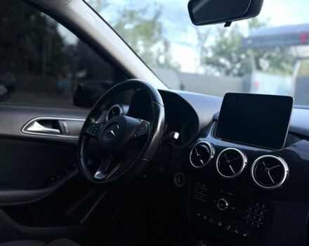 Черный Мерседес 250, объемом двигателя 0 л и пробегом 154 тыс. км за 10100 $, фото 6 на Automoto.ua