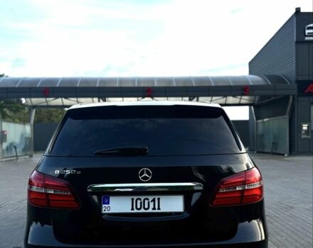 Черный Мерседес 250, объемом двигателя 0 л и пробегом 154 тыс. км за 10100 $, фото 5 на Automoto.ua