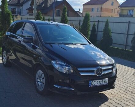 Черный Мерседес 250, объемом двигателя 0 л и пробегом 100 тыс. км за 11000 $, фото 6 на Automoto.ua