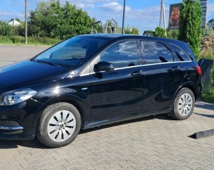 Черный Мерседес 250, объемом двигателя 0 л и пробегом 100 тыс. км за 11000 $, фото 4 на Automoto.ua