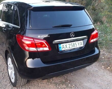 Черный Мерседес 250, объемом двигателя 0 л и пробегом 68 тыс. км за 12000 $, фото 3 на Automoto.ua