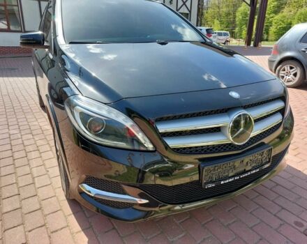 Чорний Мерседес 250, об'ємом двигуна 0 л та пробігом 81 тис. км за 16260 $, фото 1 на Automoto.ua