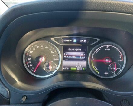 Чорний Мерседес 250, об'ємом двигуна 0 л та пробігом 81 тис. км за 16260 $, фото 10 на Automoto.ua