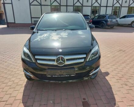 Чорний Мерседес 250, об'ємом двигуна 0 л та пробігом 81 тис. км за 16260 $, фото 3 на Automoto.ua