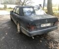 Черный Мерседес 250, объемом двигателя 2.5 л и пробегом 450 тыс. км за 1500 $, фото 1 на Automoto.ua