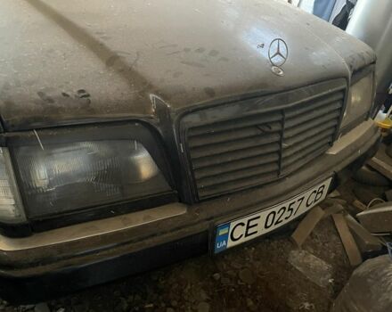 Чорний Мерседес 250, об'ємом двигуна 2.5 л та пробігом 450 тис. км за 850 $, фото 2 на Automoto.ua