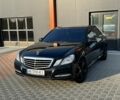 Черный Мерседес 250, объемом двигателя 2.1 л и пробегом 250 тыс. км за 17000 $, фото 1 на Automoto.ua