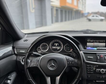 Чорний Мерседес 250, об'ємом двигуна 2.1 л та пробігом 250 тис. км за 17000 $, фото 21 на Automoto.ua