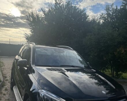 Черный Мерседес 250, объемом двигателя 2.1 л и пробегом 260 тыс. км за 35000 $, фото 2 на Automoto.ua