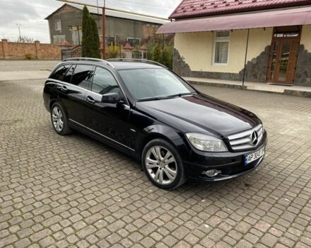 Черный Мерседес 250, объемом двигателя 2.1 л и пробегом 356 тыс. км за 7900 $, фото 2 на Automoto.ua