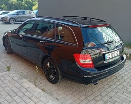 Чорний Мерседес 250, об'ємом двигуна 2.1 л та пробігом 298 тис. км за 9000 $, фото 7 на Automoto.ua