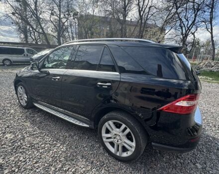 Черный Мерседес 250, объемом двигателя 2.1 л и пробегом 105 тыс. км за 23990 $, фото 8 на Automoto.ua