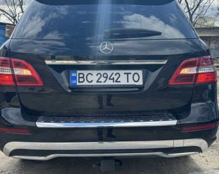 Черный Мерседес 250, объемом двигателя 2.1 л и пробегом 105 тыс. км за 23990 $, фото 9 на Automoto.ua