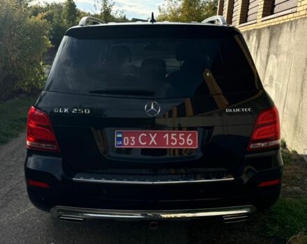 Черный Мерседес 250, объемом двигателя 2.2 л и пробегом 154 тыс. км за 18500 $, фото 2 на Automoto.ua