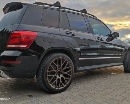 Чорний Мерседес 250, об'ємом двигуна 2.2 л та пробігом 270 тис. км за 18450 $, фото 5 на Automoto.ua