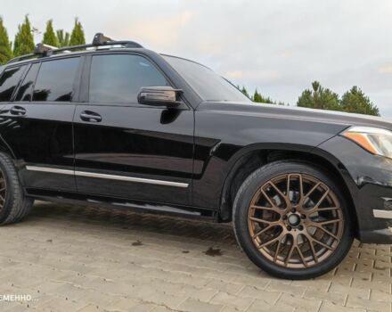 Чорний Мерседес 250, об'ємом двигуна 2.2 л та пробігом 270 тис. км за 18450 $, фото 3 на Automoto.ua