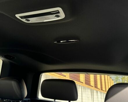 Черный Мерседес 250, объемом двигателя 2.2 л и пробегом 154 тыс. км за 18500 $, фото 7 на Automoto.ua