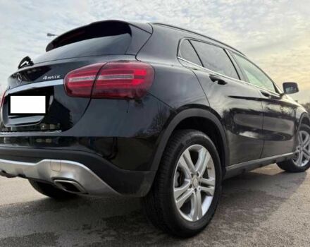 Черный Мерседес 250, объемом двигателя 2 л и пробегом 103 тыс. км за 12800 $, фото 4 на Automoto.ua