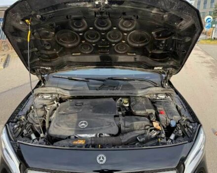 Черный Мерседес 250, объемом двигателя 2 л и пробегом 103 тыс. км за 12800 $, фото 15 на Automoto.ua