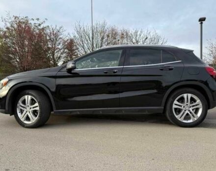 Черный Мерседес 250, объемом двигателя 2 л и пробегом 103 тыс. км за 12800 $, фото 6 на Automoto.ua