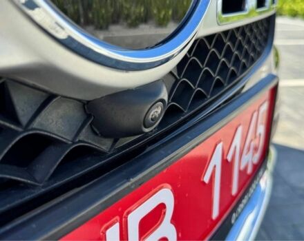 Черный Мерседес 250, объемом двигателя 2 л и пробегом 179 тыс. км за 677 $, фото 6 на Automoto.ua