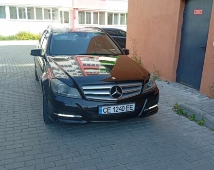 Чорний Мерседес 250, об'ємом двигуна 2.1 л та пробігом 298 тис. км за 10500 $, фото 1 на Automoto.ua