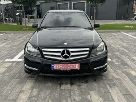 Черный Мерседес 250, объемом двигателя 1.8 л и пробегом 160 тыс. км за 11300 $, фото 1 на Automoto.ua