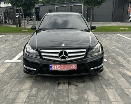 Черный Мерседес 250, объемом двигателя 1.8 л и пробегом 160 тыс. км за 11300 $, фото 1 на Automoto.ua
