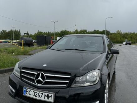 Мерседес 250 2013 у Львові на Automoto.ua Чорний Мерседес 250, об'ємом двигуна 1.8 л та пробігом 189 тис. км за 12000 $, фото 1 на Automoto.ua