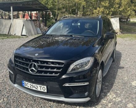 Черный Мерседес 250, объемом двигателя 2.1 л и пробегом 105 тыс. км за 23990 $, фото 1 на Automoto.ua