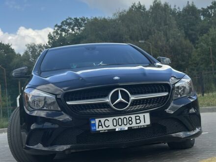 Чорний Мерседес 250, об'ємом двигуна 2 л та пробігом 196 тис. км за 15000 $, фото 1 на Automoto.ua