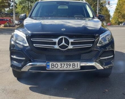 Чорний Мерседес 250, об'ємом двигуна 2.1 л та пробігом 90 тис. км за 48000 $, фото 1 на Automoto.ua