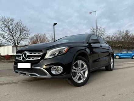 Черный Мерседес 250, объемом двигателя 2 л и пробегом 103 тыс. км за 12800 $, фото 1 на Automoto.ua