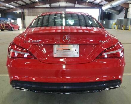 Красный Мерседес 250, объемом двигателя 2 л и пробегом 50 тыс. км за 3500 $, фото 5 на Automoto.ua